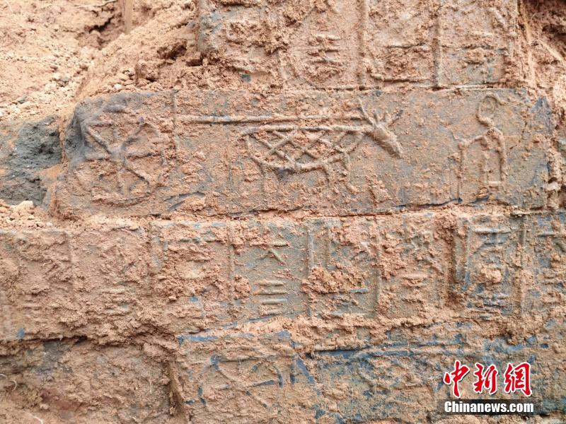 帝国时代4万里长城成就怎么做